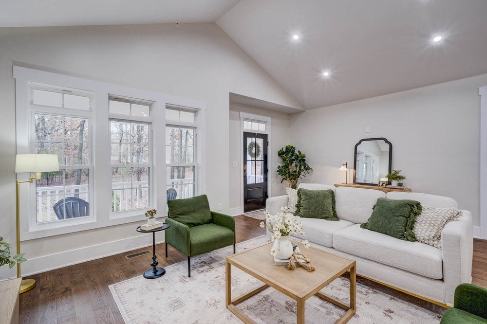 1801 Milton Road living room 3