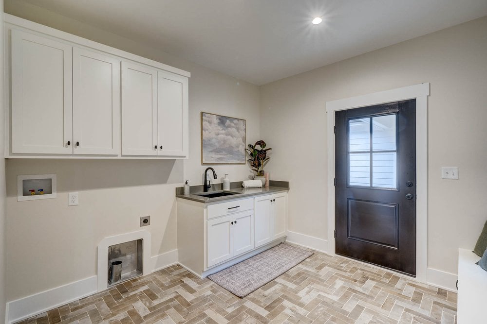 1801 Milton Road washer room