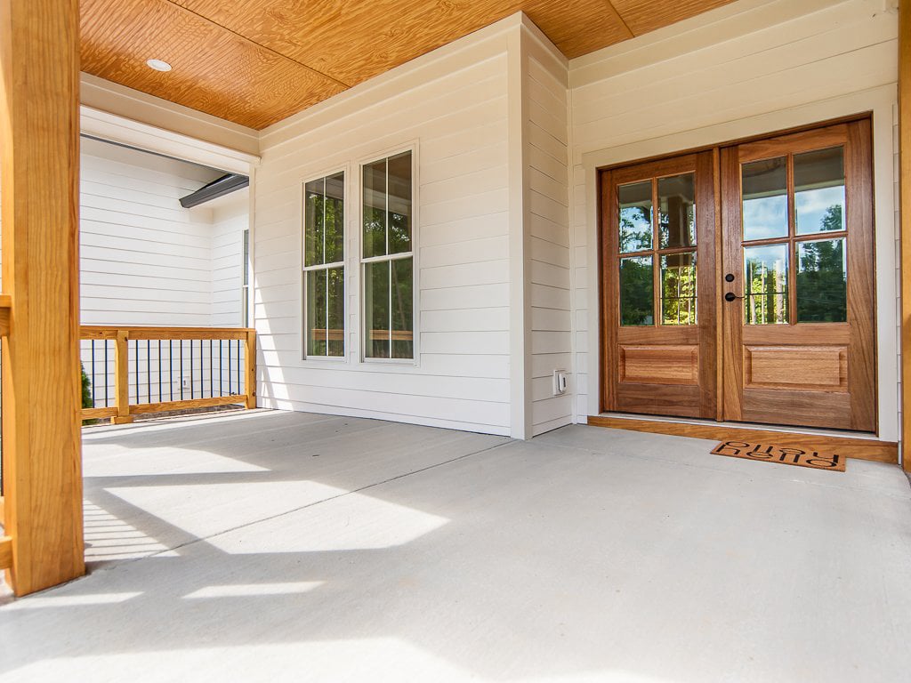 1619 Milton Road porch 3