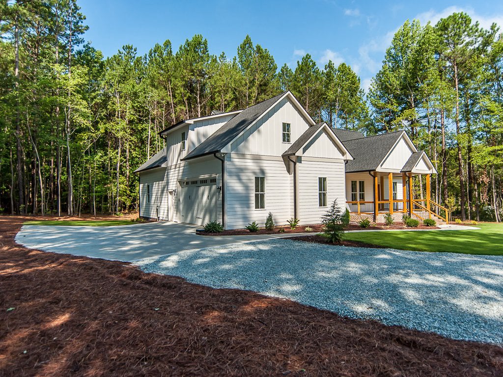 1619 Milton Road drive way 2