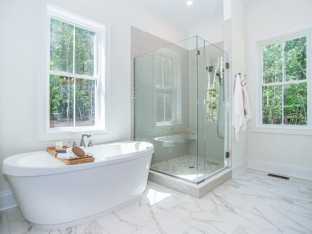 1619 Milton Road main bathtub