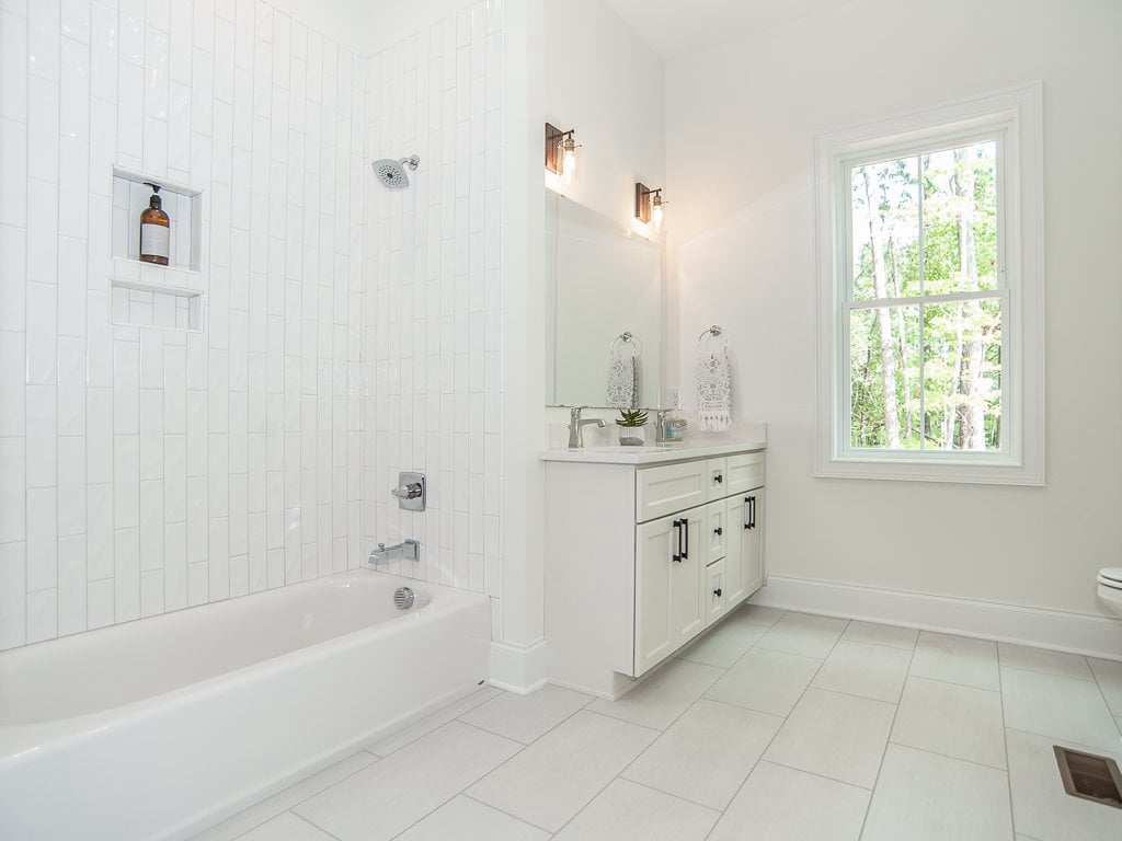 1619 Milton Road 2nd smaller bathroom