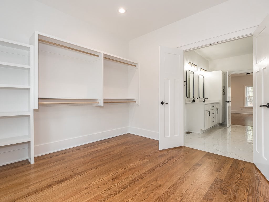 1703 Milton Road closet 2