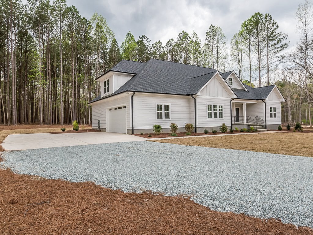 1703 Milton Road drive way 2